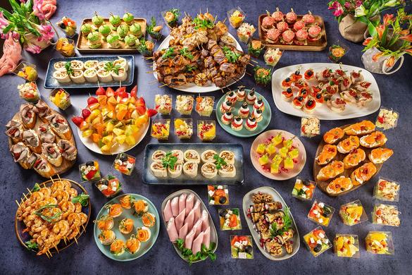 Сравните несколько предложений онлайн и закажите аренду декора на лучших условиях!